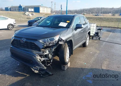 2020 Toyota Rav4 Hybrid Xle z USA, uszkodzony, nr VIN 2T3RWRFV1LW085153